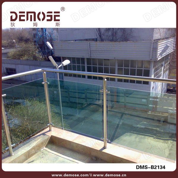 陽臺玻璃護欄 陽臺玻璃護欄