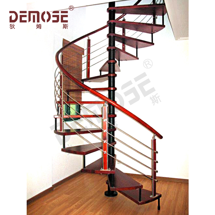 旋轉樓梯