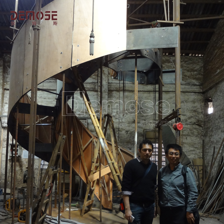 狄姆斯鋼木旋轉樓梯試裝工程