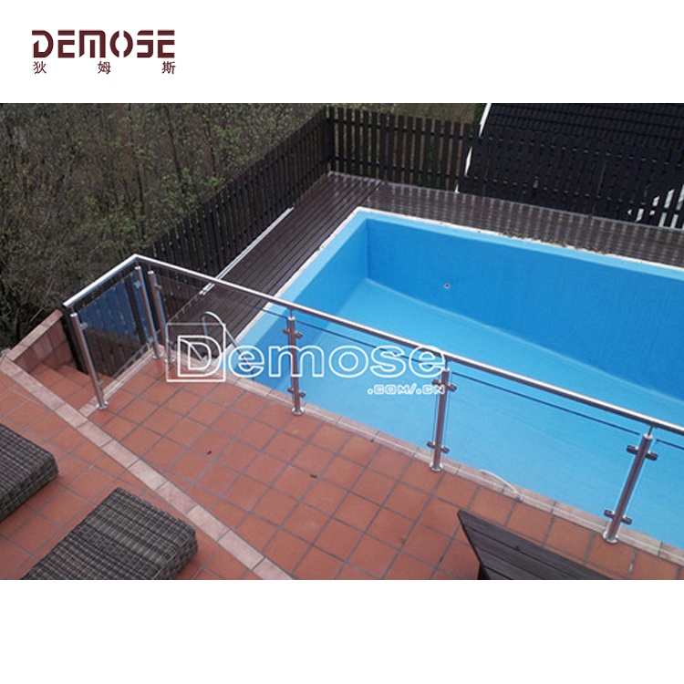 如何選擇適合的泳池護欄材質