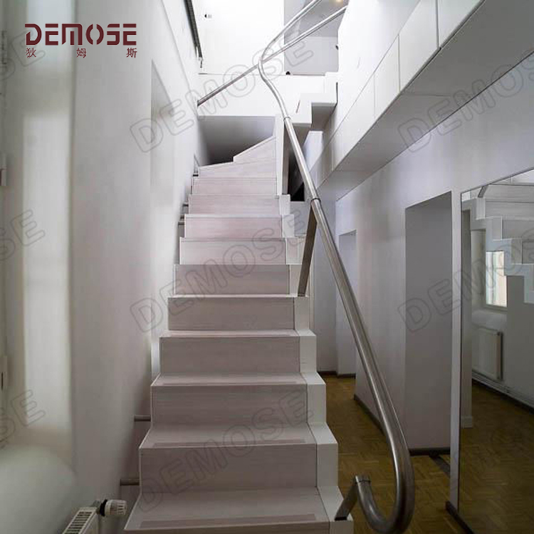 芬蘭Paavo概念鋼木L形梯