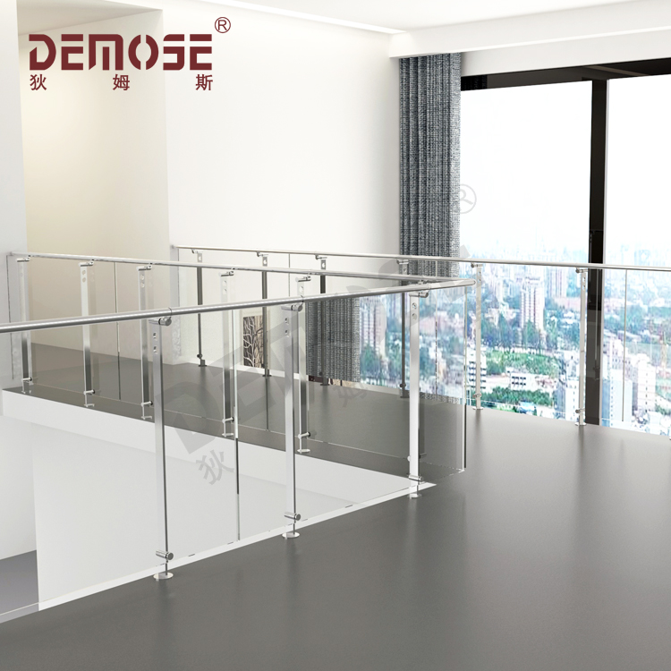 鋼板玻璃欄桿：現代建筑的質感宣言