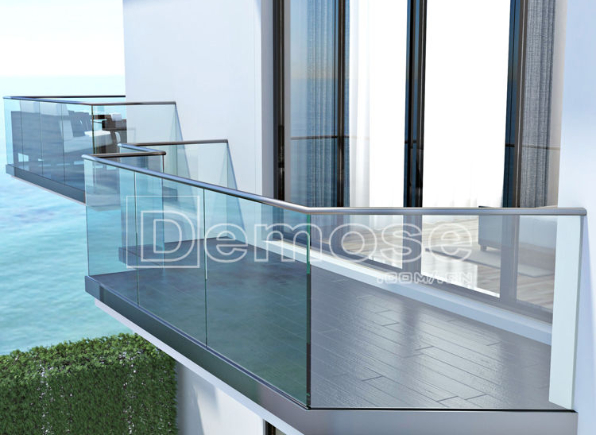 陽臺玻璃護欄圖片