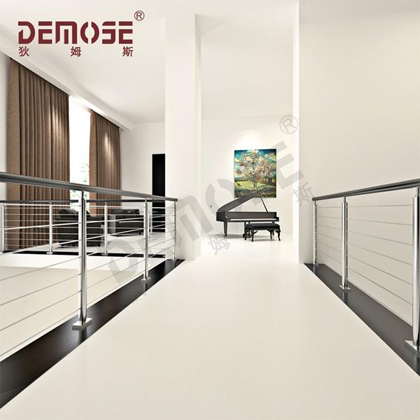 不銹鋼欄桿的八大核心優勢解析:室內裝飾的明智之選