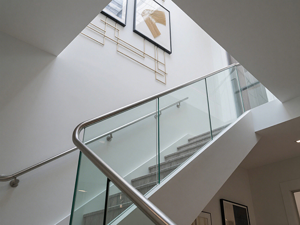 樓梯定制廠家推薦:探秘佛山狄姆斯的匠心之道